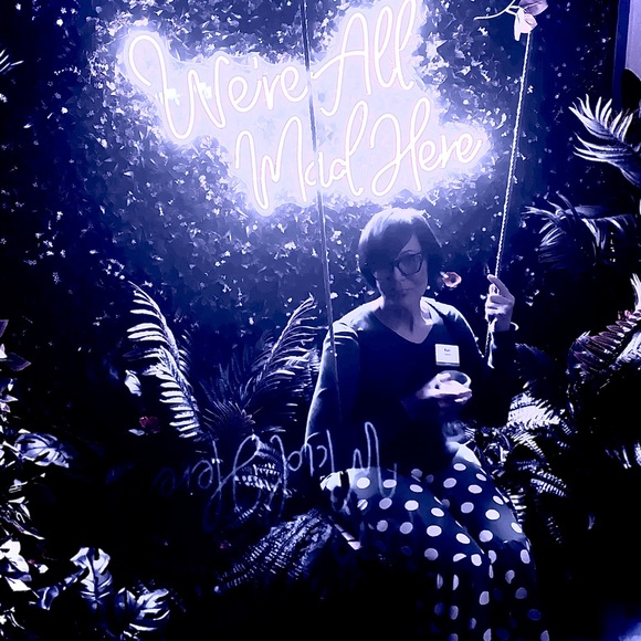 Meet your Posher, Kari - Picture 1 of 1